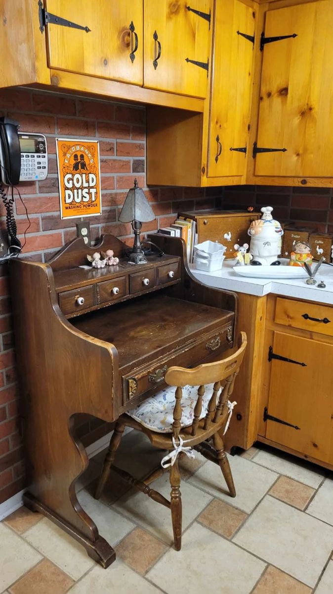 Nice Thomas Township Estate Sale in Saginaw, MI starts on 2/9/2024