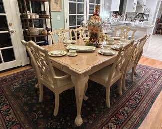 Beautiful, Stanley farm table with linen drawers at each end.
