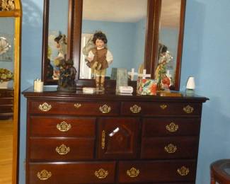 Dresser & mirror