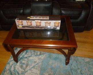 Drop-end coffee table