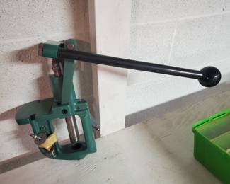 This is part of a LOT that will sell of RELOADING and GUN CLEANING Equipment. We WILL NOT sell just a few items!