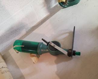 This is part of a LOT that will sell of RELOADING and GUN CLEANING Equipment. We WILL NOT sell just a few items!