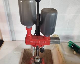 Shotgun Shell Reloader