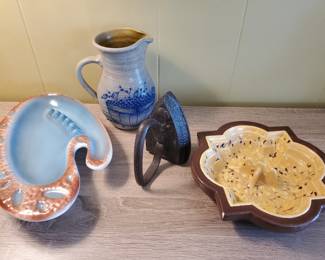Vintage pottery,  ash trays 