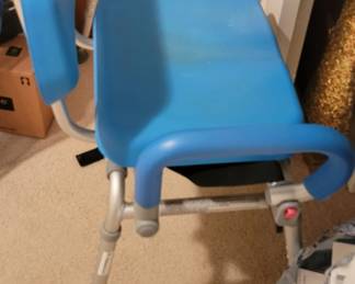 rotating shower bench with secure belt