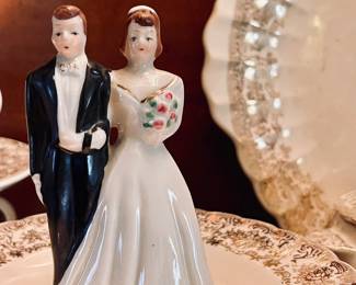 1960s Porcelain Bride & Groom Wedding Cake Topper