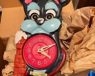 Walt Disney Mi-Ken Tramp moving eye wall clock 1960s Japan 