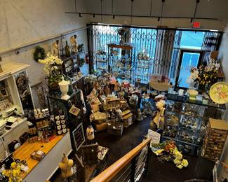 Store full of discounted merchandise. Take advantage of the significant discounts and stock up on the savings while you can!