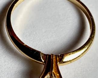 Vintage 14 Karat Gold & Diamond Ring, Size 6.75
Lot #: 7