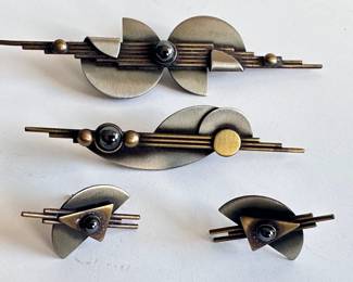 New Bronze Art Deco Style Bronze, Gold & Treated Silver 2 Pins & Earrings From Chicago Architecture Foundation
Lot #: 11