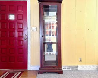 Pulaski Furniture Corp Glass Front Curio Cabinet - Cherry Wood