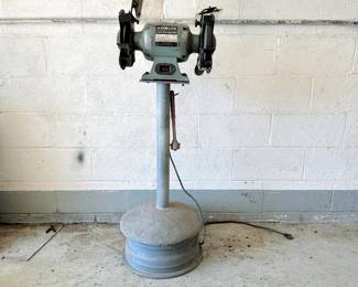 DELTA 8" BENCH GRINDER - 120 VOLTS