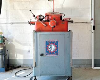 SIOUX 645 VALVE FACE GRINDING MACHINE