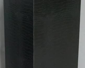 970 - Black reptilian texture stand 44x16x16
