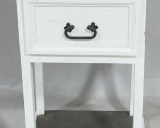 711 - Painted 1 drawer stand, 29 x 18 x 15
