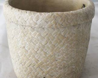 1139 - Planter by Three Hands 7" x 7" x 6"
