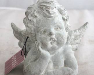 1515 - Garden Angel - 6.25 x 4.25 x 5.75
