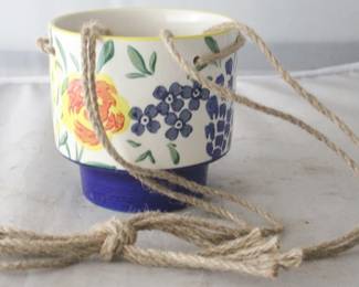 1149 - Hanging Planter by Three Hands 5.75" x 5.75" x 5.5"
