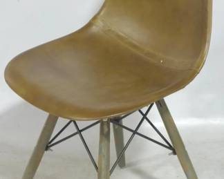 3059 - Butler Specialty Chair 32x18x20
