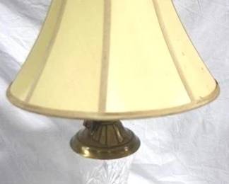 1358x - Decorative cut glass 32" lamp
