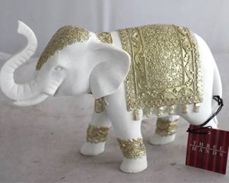1436 - Elephant Statue 10.5 x 4 x 7.5
