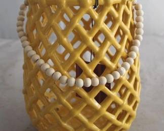 1414 - Table Top Decoration - 6.5 x 6.5 x 7.75
