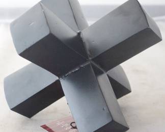 1183 - Metal Decoration by Three Hands 8" round
