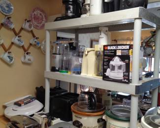 Assorted Small Kitchen Appliances