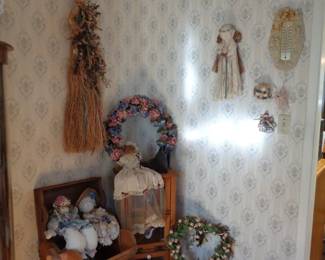 Wooden  Items & Floral Decor