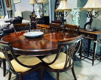 Dining Table with 6 chairs Orlando Auction