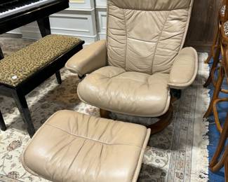 Leather Recliner with Foot stool Orlando
