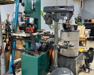 Shop Equipment, Dust Collector Drill Press, Spindle Sander, Dewalt Planer and Grinder Orlando Auction
