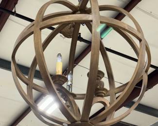 Chandelier Orlando Auction