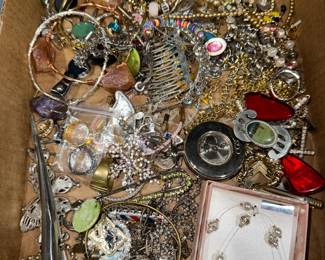 Costume Jewelry Orlando Auction