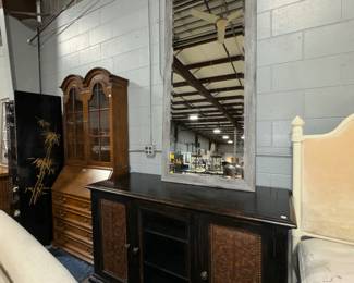 Mirror and Console Cabinet Orlando