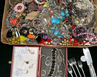 Sterling and Gold Estate Jewelry Orlando Auction