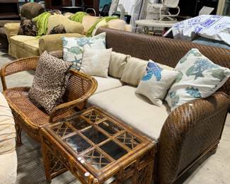 Wicker Sofa, Bench and Side Table Orlando Auction