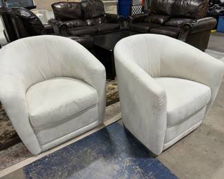 Curved Upholstered Chairs Orlando Auction
