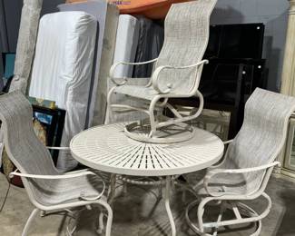 Patio Table and Chairs Orlando