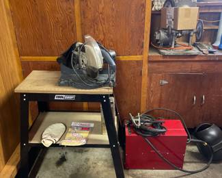 
120 V wire welder