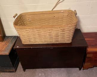 Hawkeye Burlington, Iowa basket nice chest 