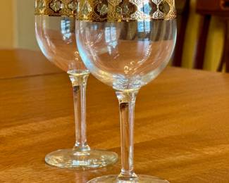 MCM Culver Valencia 22k gold rimmed wine glasses.