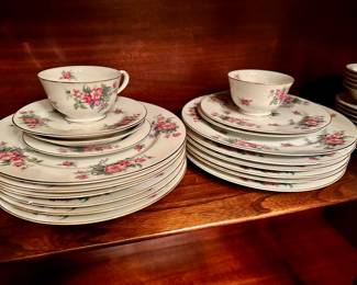 Jyoto china. Place setting for twelve. Made in prewar Japan. Note: some pieces have minor chipped edges.