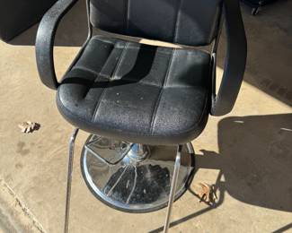 Beautician chair
