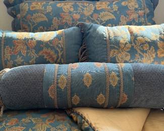 King size, bedspread, and pillows