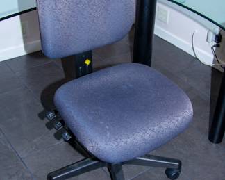 Roller office chair