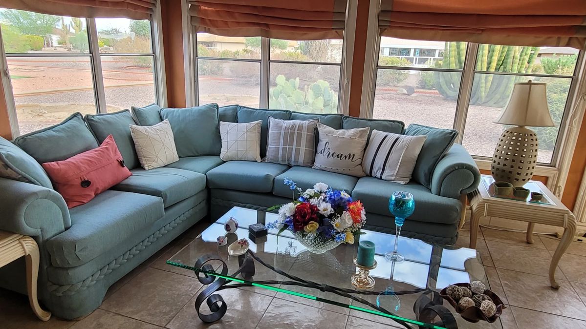 Sun city Estate sale w/ Vtg furniture, collectible... starts on 2/8/2024