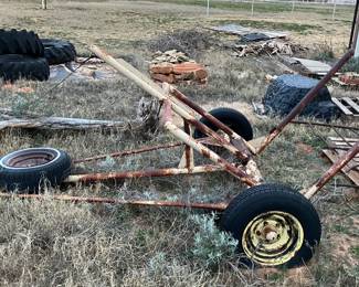 round hay bale hauler