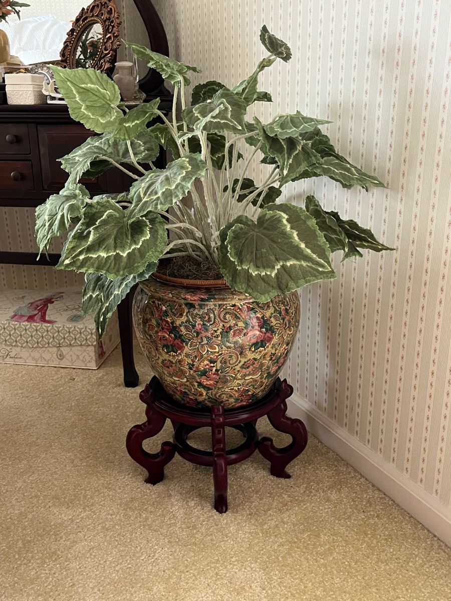 Estate Sale Morristown, TN 50 OFF SATURDAY starts on 2/9/2024