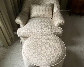 Sateen Fabric Custom Covered Lounge Chair and Ottoman